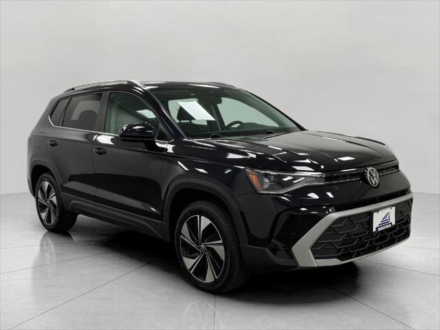 2025 Volkswagen Taos 1.5T SE for sale in Appleton, WI