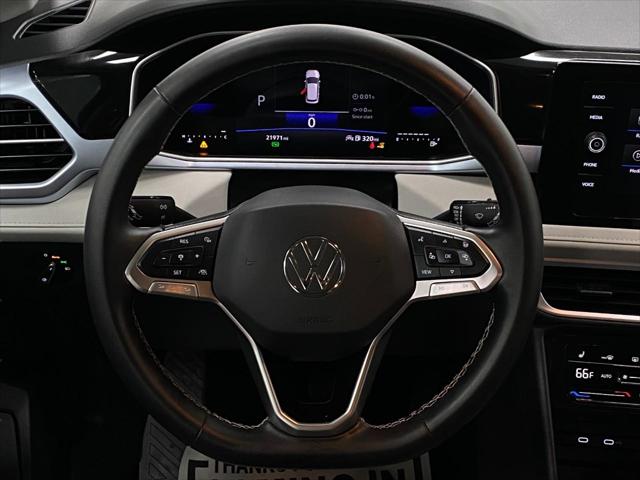 2025 Volkswagen Taos 1.5T SE