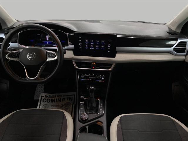 2025 Volkswagen Taos 1.5T SE