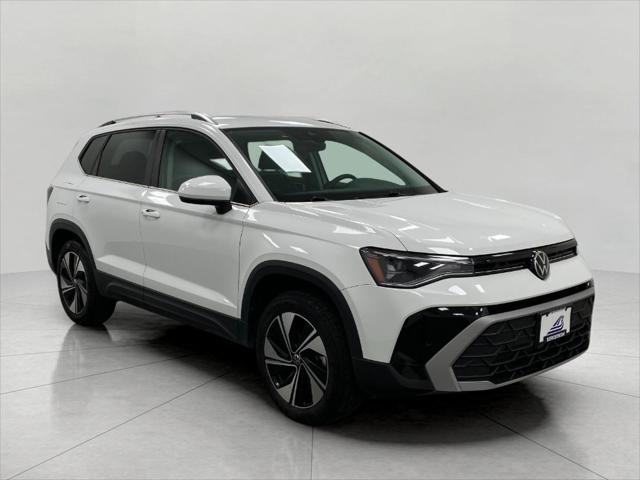 2025 Volkswagen Taos 1.5T SE for sale in Appleton, WI