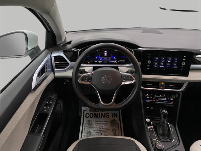 2025 Volkswagen Taos 1.5T SE