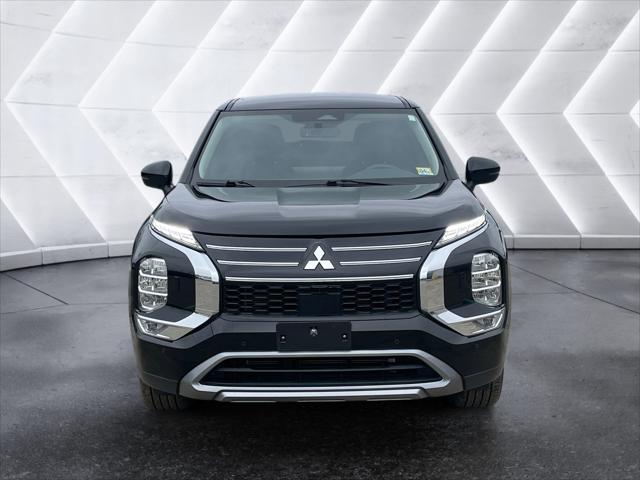 2025 Mitsubishi Outlander Unknown