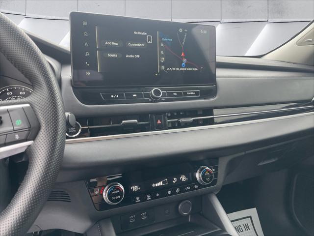 2025 Mitsubishi Outlander Unknown