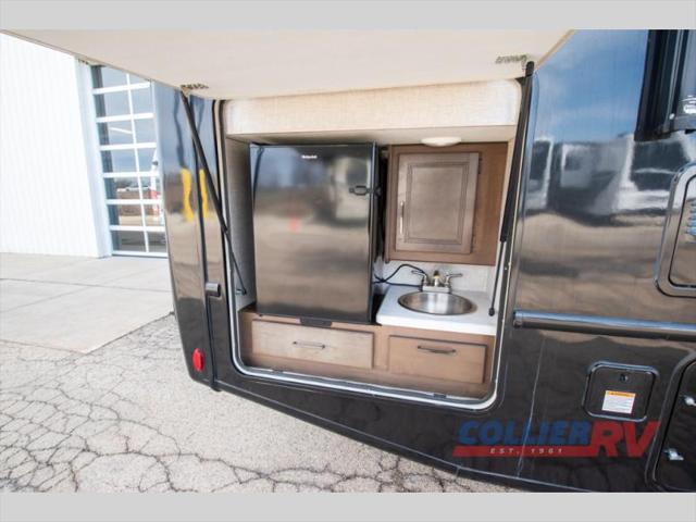 2022 Ford F-53 Unknown