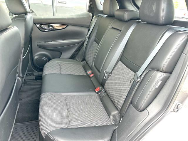 2022 Nissan Rogue Sport SV AWD Xtronic CVT