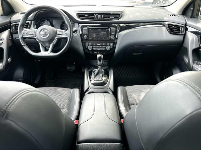 2022 Nissan Rogue Sport SV AWD Xtronic CVT