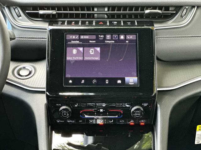 2026 Jeep Grand Cherokee Altitude 4x4