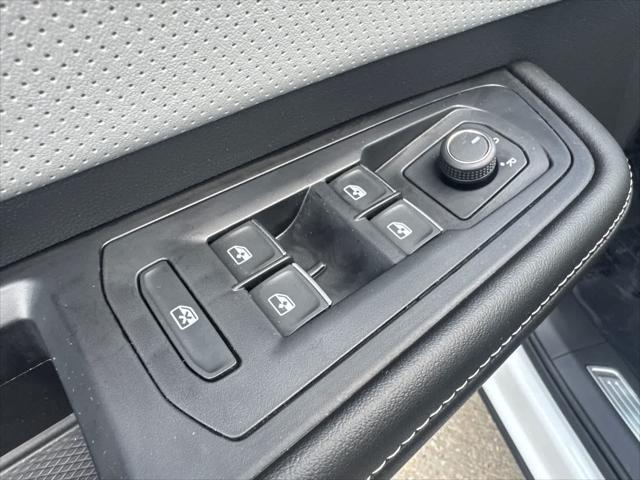 2025 Volkswagen Atlas Cross Sport 2.0T SEL