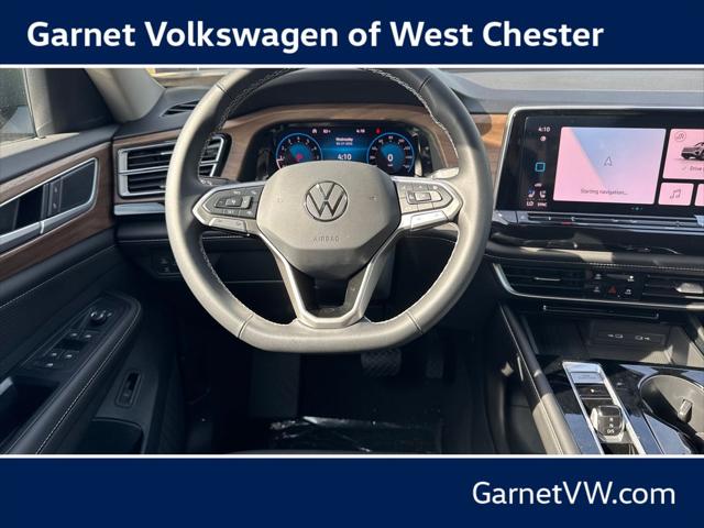 2026 Volkswagen Atlas SE with Technology