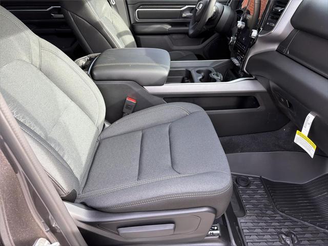 2026 Ram 1500 Big Horn Crew Cab 4x2 57 Box
