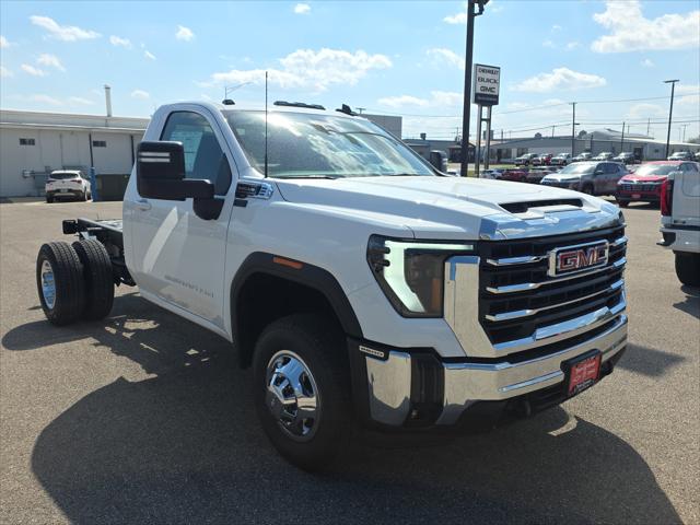 2026 GMC Sierra 3500HD SLE