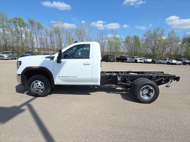 2026 GMC Sierra 3500HD SLE