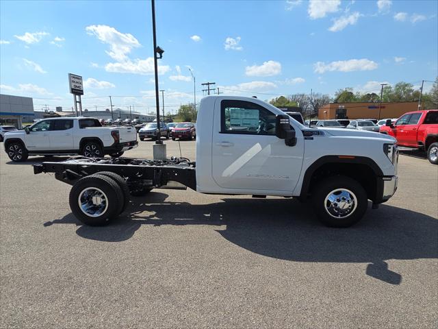 2026 GMC Sierra 3500HD SLE
