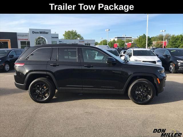 2026 Jeep Grand Cherokee Altitude 4x4