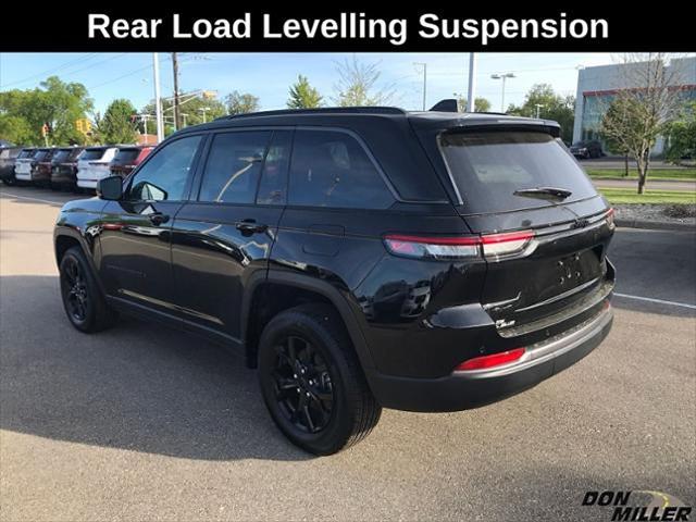 2026 Jeep Grand Cherokee Altitude 4x4