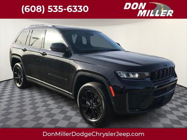 2026 Jeep Grand Cherokee Altitude 4x4 for sale in Madison, WI