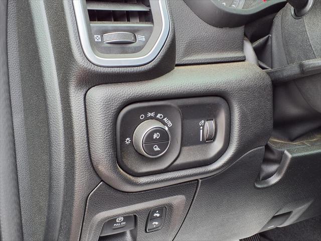 2026 Ram 1500 Big Horn Crew Cab 4x4 57 Box