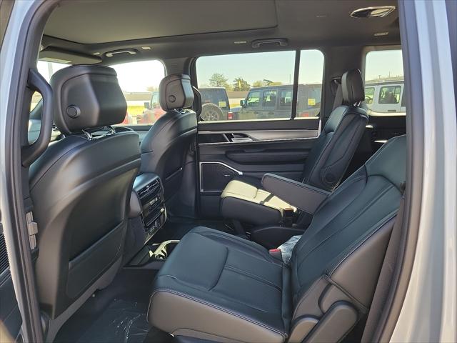 2026 Jeep Grand Wagoneer Upland 4x4