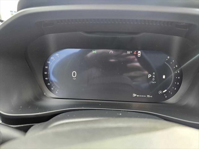 2026 Volvo XC40 Plus, B5 AWD Gas (mild hybrid), Dark