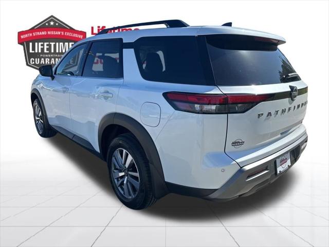 2026 Nissan Pathfinder SL