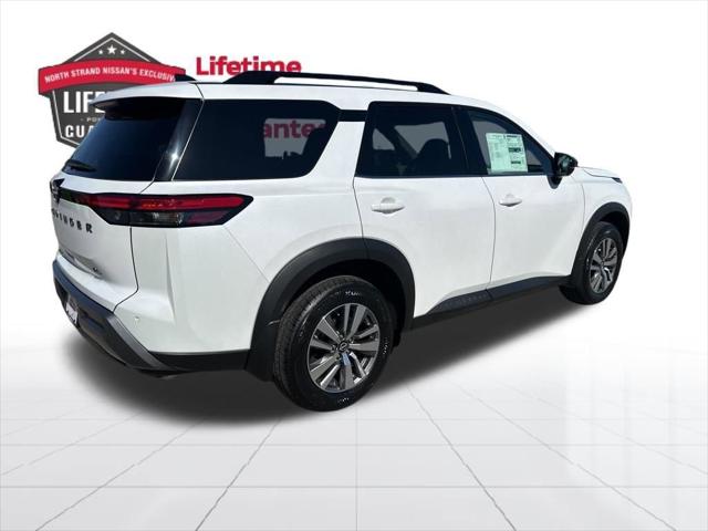 2026 Nissan Pathfinder SL