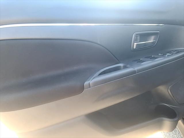 2025 Mitsubishi Outlander Sport Unknown