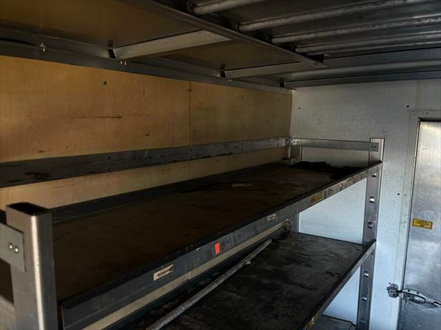 2013 Ford E-450 Cutaway Base
