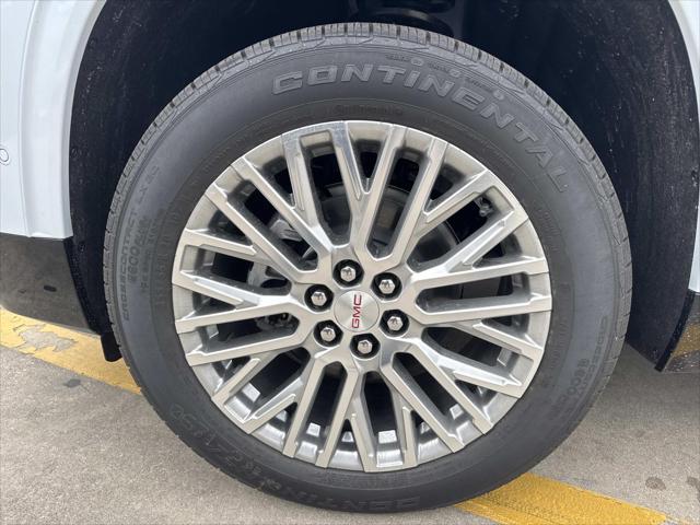 2026 GMC Acadia Denali FWD