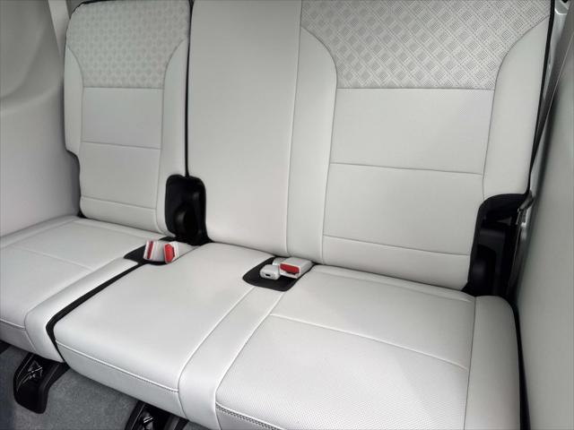 2026 GMC Acadia Denali FWD