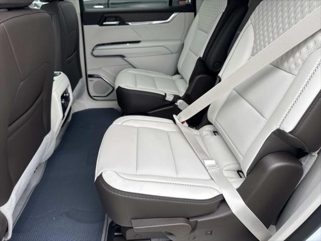 2026 GMC Acadia Denali FWD
