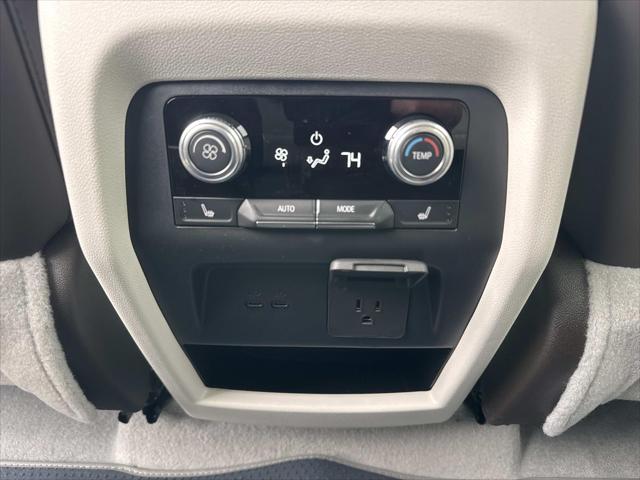 2026 GMC Acadia Denali FWD