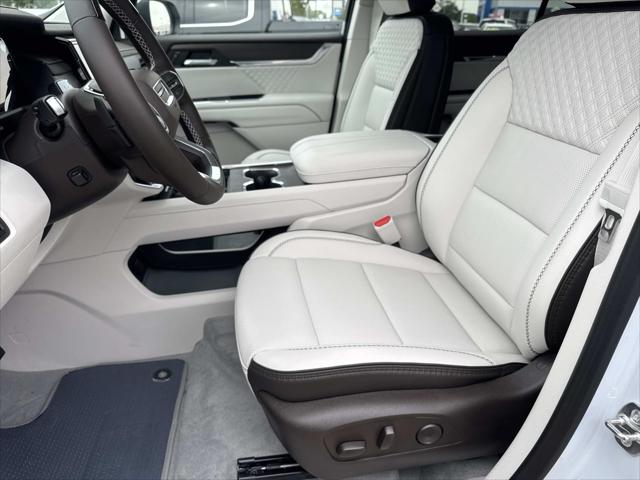 2026 GMC Acadia Denali FWD