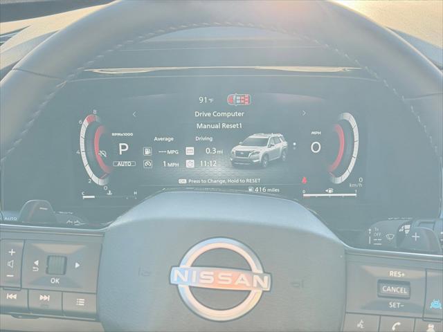2026 Nissan Pathfinder SL