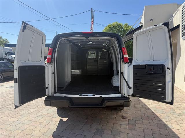 2023 GMC Savana Cargo RWD 2500 Extended Wheelbase Work Van