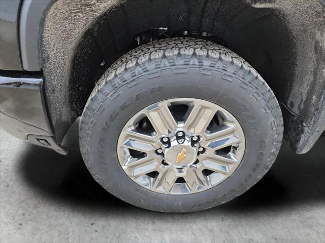 2026 Chevrolet Silverado 3500HD Crew Cab, Standard Bed, High Country, 4WD