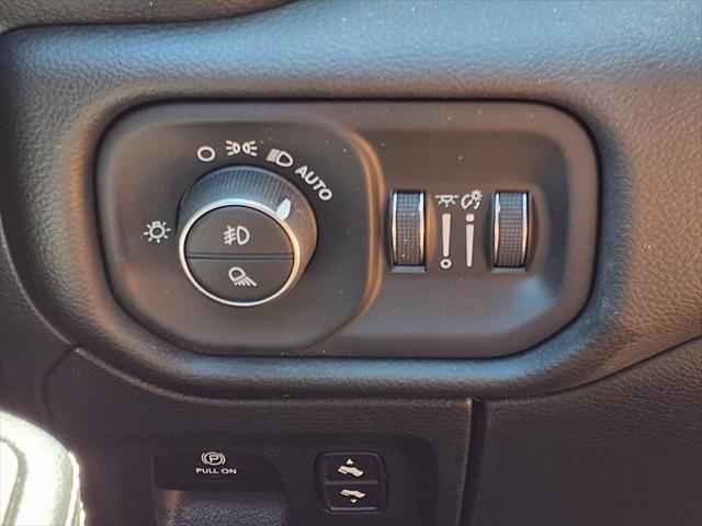 2025 Ram 1500 Laramie Crew Cab 4x4 5'7" Box