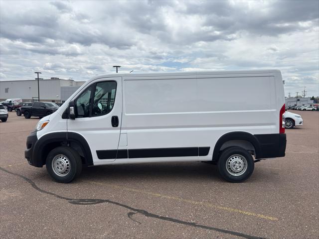 2026 Ram ProMaster Cargo Van Tradesman Low Roof 136" WB w/Pass Seat