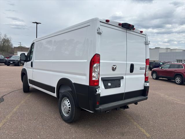 2026 Ram ProMaster Cargo Van Tradesman Low Roof 136" WB w/Pass Seat