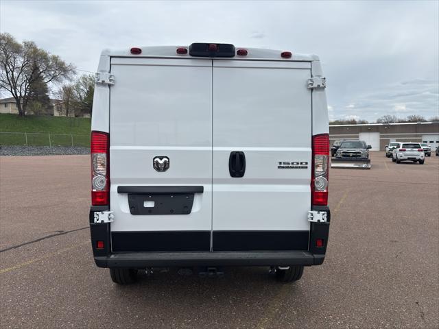 2026 Ram ProMaster Cargo Van Tradesman Low Roof 136" WB w/Pass Seat