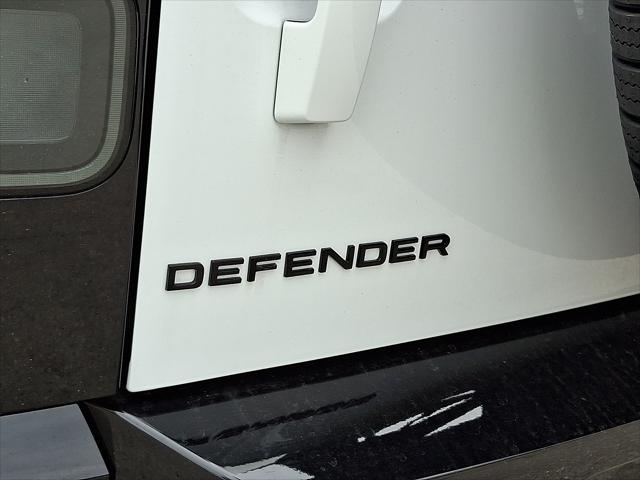 2026 Land Rover Defender P300 S
