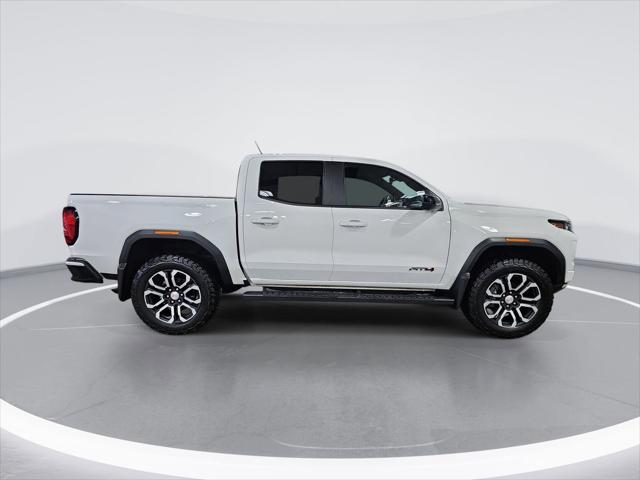 2023 GMC Canyon 4WD Crew Cab Short Box AT4