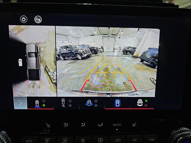 2023 GMC Canyon 4WD Crew Cab Short Box AT4