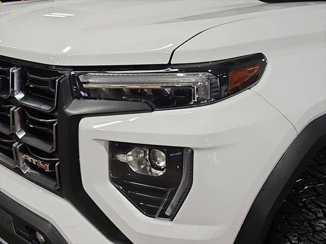 2023 GMC Canyon 4WD Crew Cab Short Box AT4