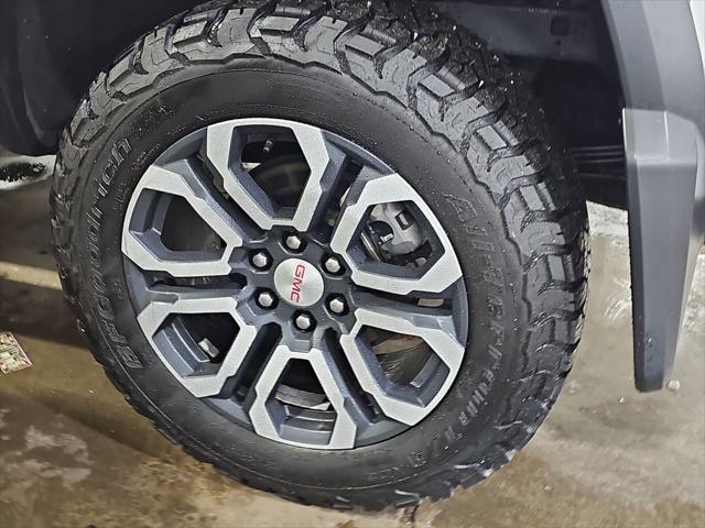 2023 GMC Canyon 4WD Crew Cab Short Box AT4