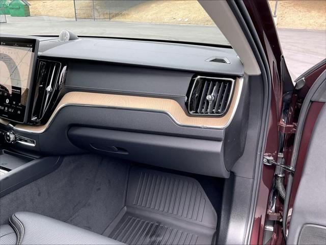 2026 Volvo XC60 Plug-In Hybrid Ultra, T8 AWD Electric/Gasoline, Dark