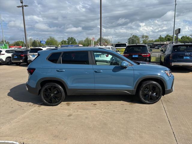2026 Volkswagen Taos SE