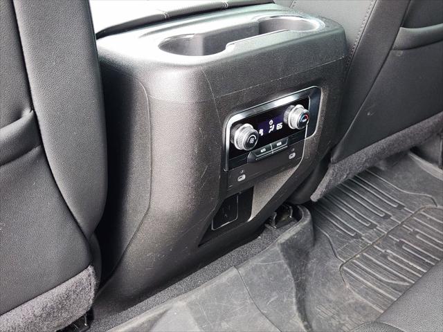 2024 GMC Yukon 4WD SLT