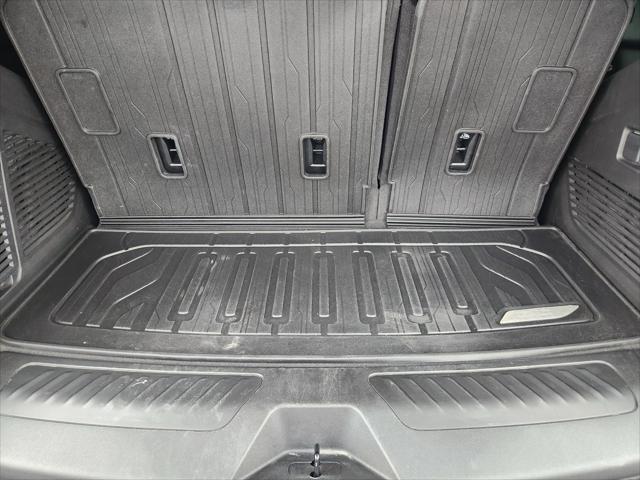 2024 GMC Yukon 4WD SLT