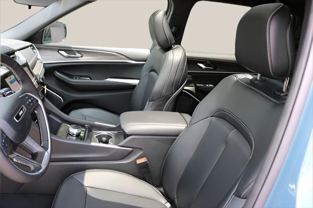 2026 Jeep Grand Cherokee Limited 4x2