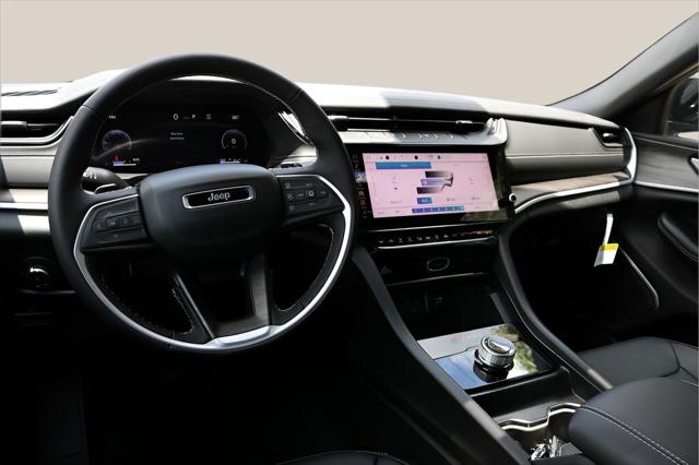 2026 Jeep Grand Cherokee Limited 4x2